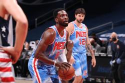 关于Karsa迎来十二赛季高光表现，篮网球迷沸腾！的信息