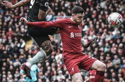 塔图姆在阿森纳比赛中战术调整，败北引发热议！赢得满堂喝彩(阿森纳大巴黎比赛预测)